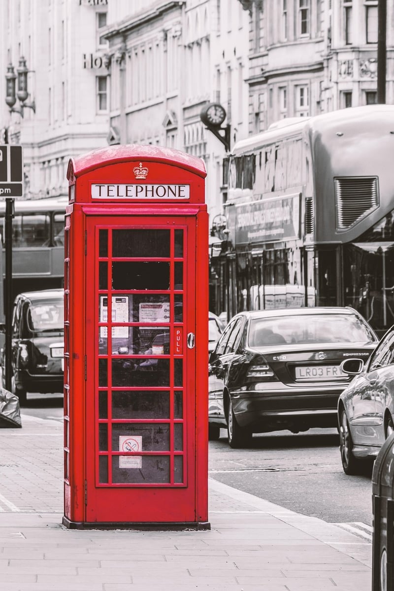 Time-Traveling Phone Booth
